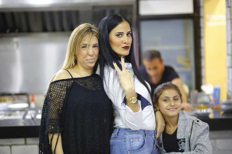 הפתיחה הנוצצת של "מטעמי חווה"