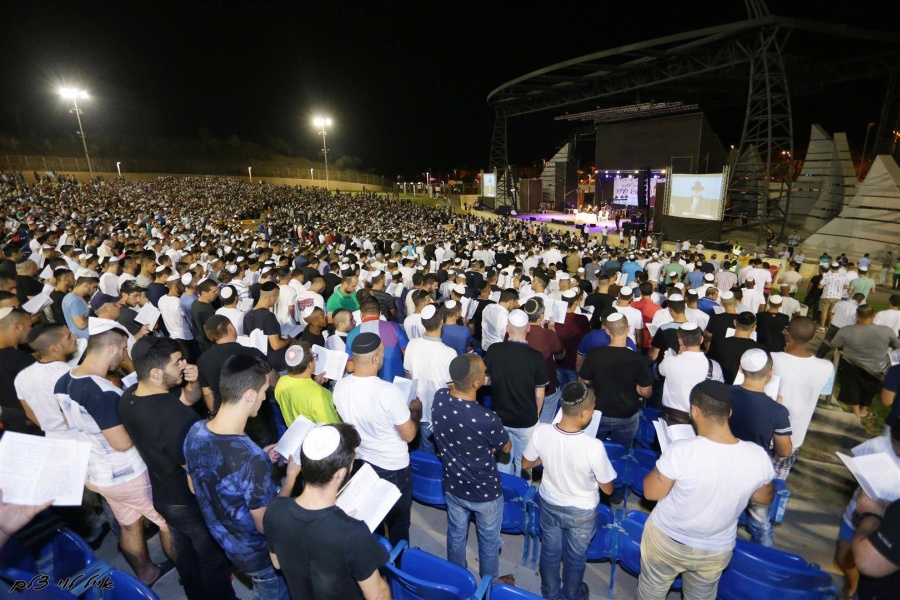 "ילדי שגיא ויעקב" בחודש בסימן אהבת ישראל וקירוב לבבות
