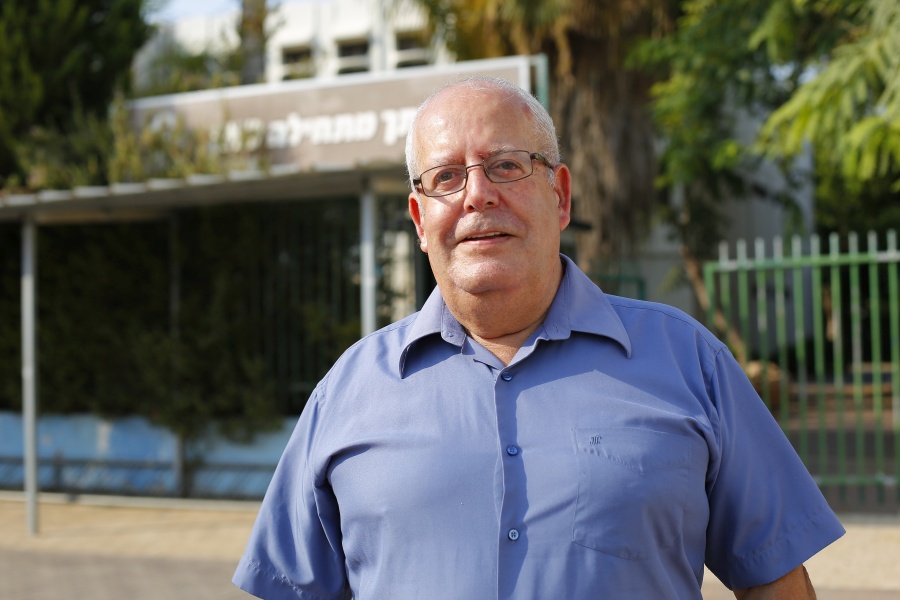 מורה דרך: ראיון עם המנהל המיתולוגי יעקב לוי