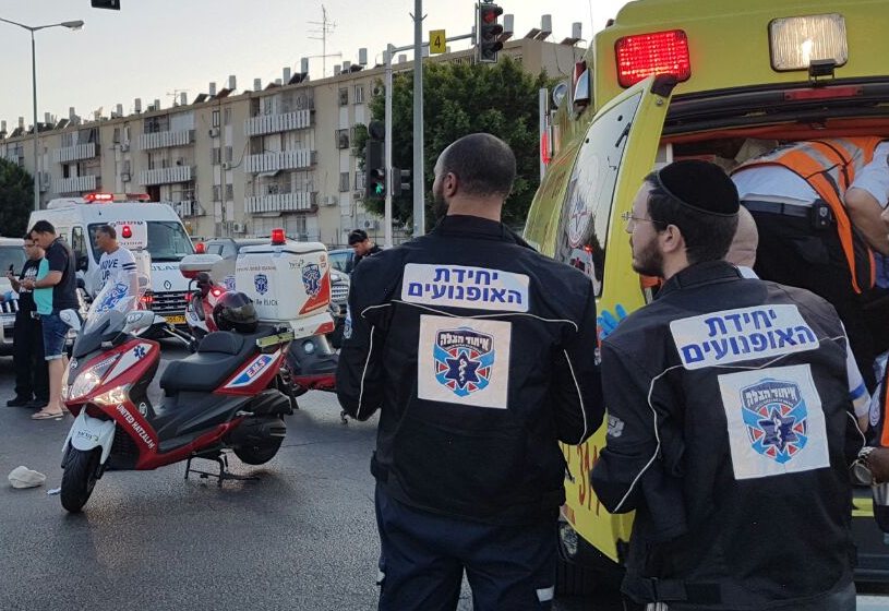 פעוט בן 4 נשכח ברכב הסעות, המשטרה מחפשת אחר הנהג