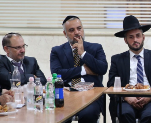 מסתבך: תביעה נוספת הוגשה נגד עמרם כנפו (צפו בוידאו)
