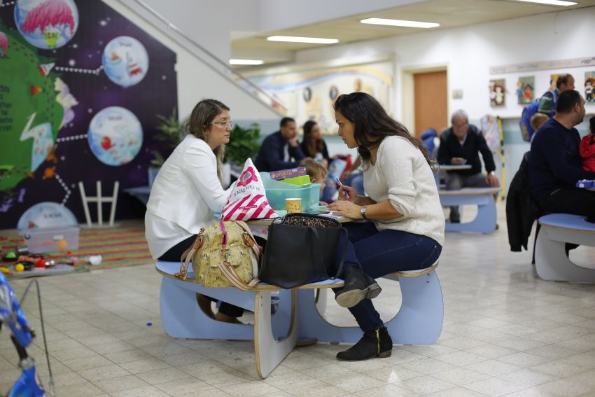 מסיבות חנוכה במתנ"סים לילדים, מבוגרים, ותיקים ועולים