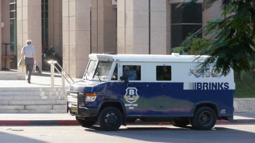 אישום: מנהל רשת אופנה מהגדולות באשדוד גנב 800 אלף ש'