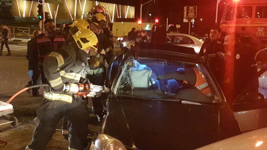4 פצועים בתאונת דרכים בצמוד לביג פאשן - כוחות הצלה במקום