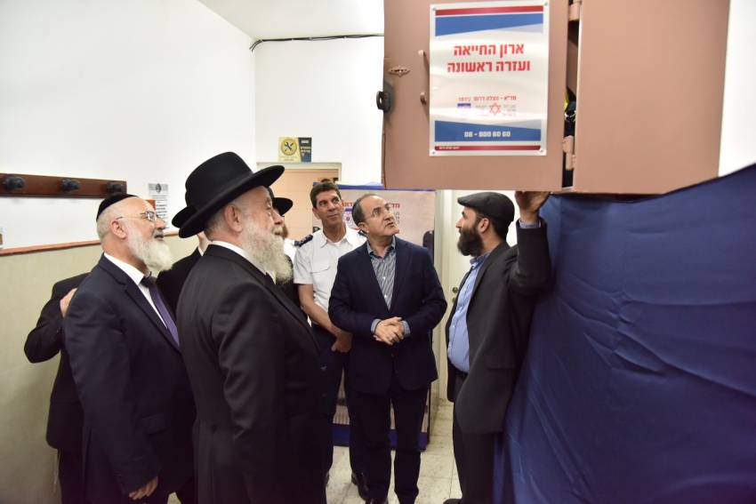 מד"א התקינו מערכות מצילות חיים בעשרות בתי כנסת