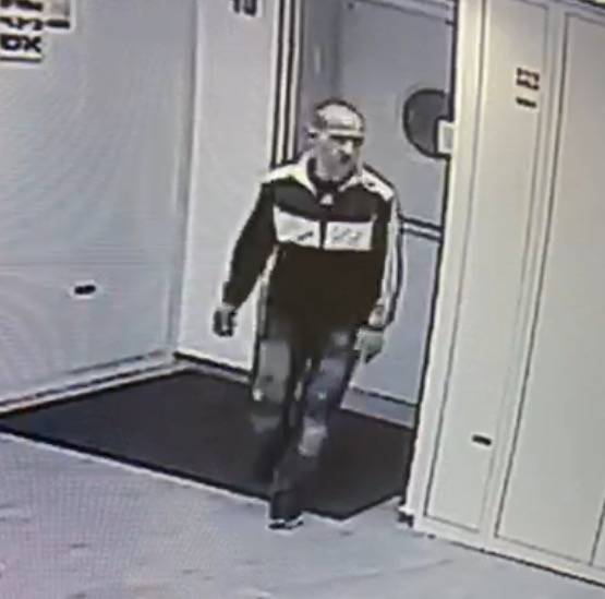 פרץ למשרדי מכבי אשדוד/באר טוביה וחשוד שלקח כסף ממכונית מנהל הקבוצה - צפו בתמונות