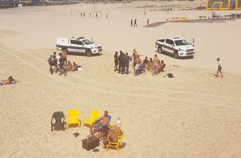 השיטור העירוני באכיפה מוגברת בחוף