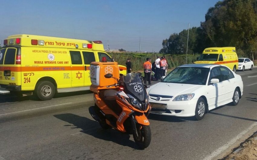 רוכב אופניים נפגע בתאונת דרכים