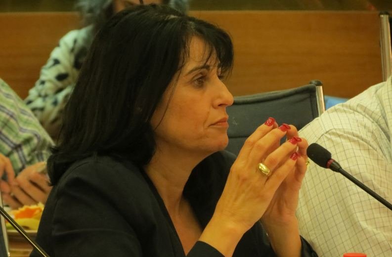 הלן גלבר תוקעת את העיר אשדוד