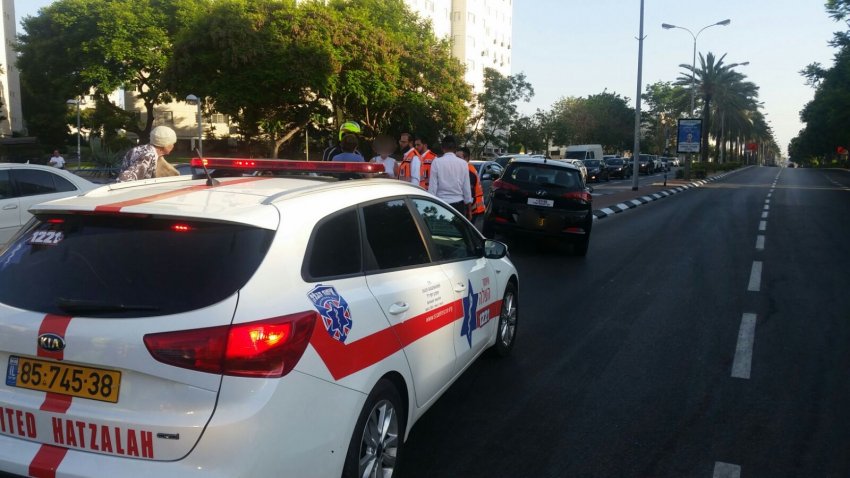 תאונת דרכים בין שלושה כלי רכב - כוחות ההצלה במקום (תמונות)
