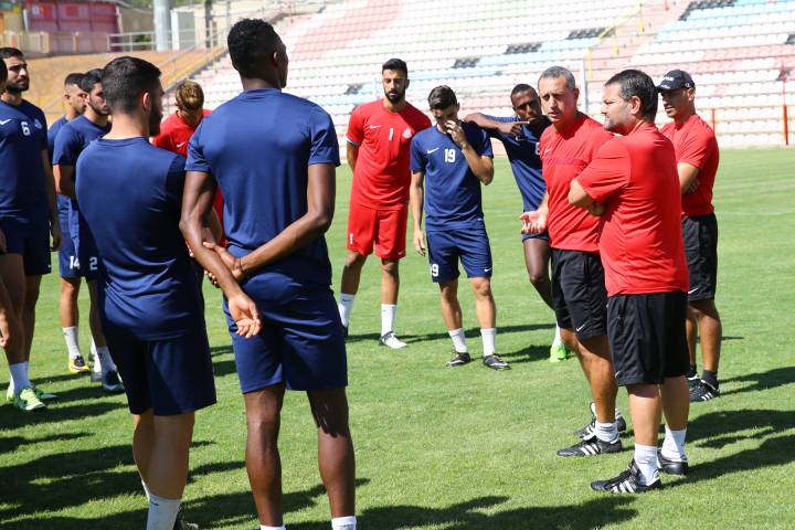 תורג'מן באימון הפתיחה: "שמח לחזור הביתה לעיר הולדתי".