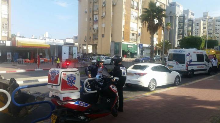 תאונת דרכים: טרקטור פגע בעוצמה ברכב