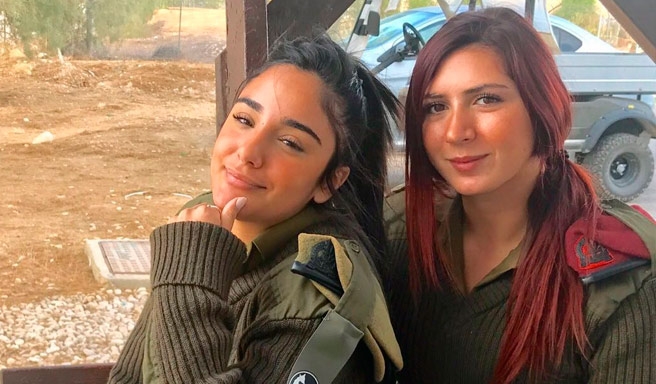 מש"קיות המתנדבים מאשדוד מלוות את החיילים ברגישות