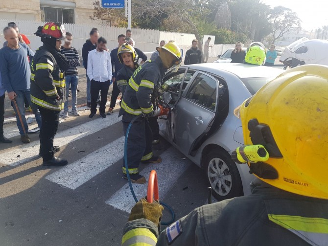 נפגעים בתאונת דרכים בין מספר כלי רכב