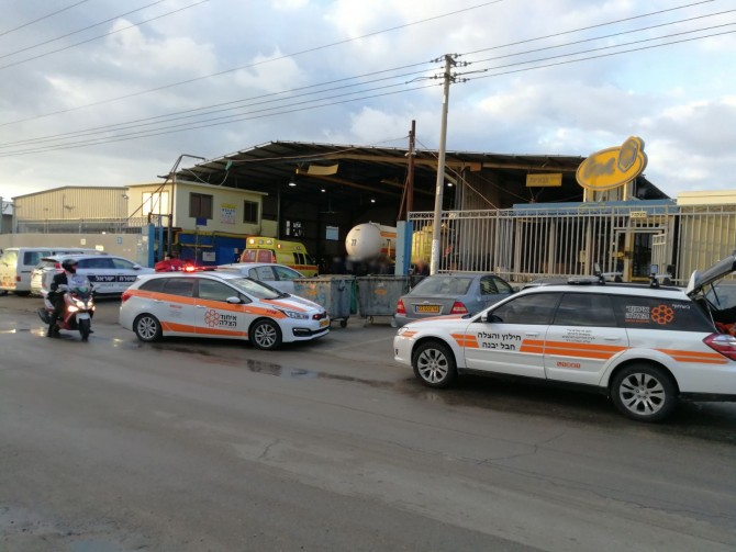 אדם נכווה במפעל באשדוד בכל חלקי גופו ומצבו מוגדר קשה