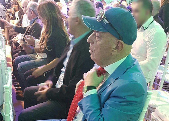 סניה כצנלסון מפלג את העיר אשדוד!