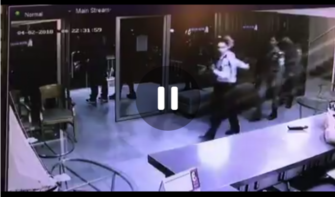 מות הפעוט: תחת אבטחה כבדה האם שחזרה את שארע