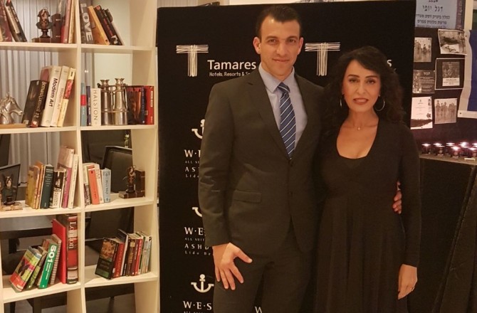 ריטה קפצה לבקר במלון ווסט