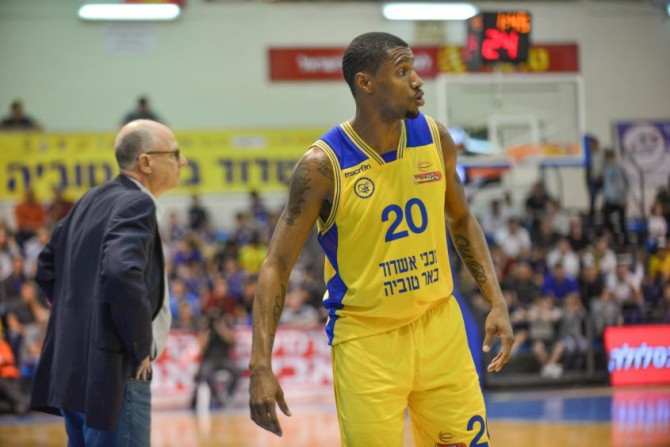 קמרון לונג יעבור צילום ורק אחריו ידעו אם יהיה כשיר