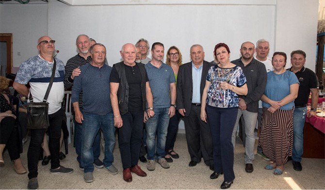 תנועת צעירים שהובילה את "מחאת השבת" חוברת לסיעתו של בוריס גיטרמן