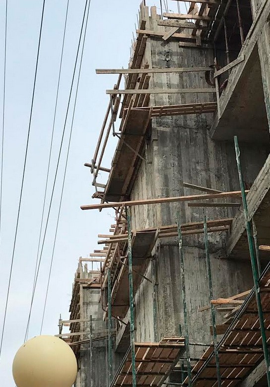 אתרי בניה באשדוד נסגרו בעקבות סכנות בטיחות