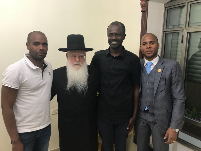 מה עשתה משלחת מגבון שבאפריקה בביתו של הרב הראשי של אשדוד?