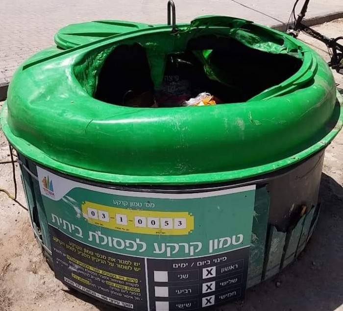 תעלומה: מי שורף בלילות את טמוני האשפה ברובע ג'?