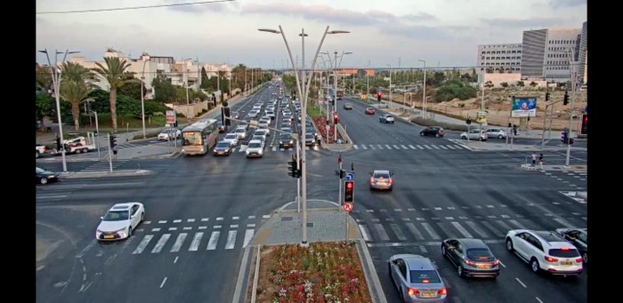 צפו: כך נראה הנס שהתרחש אתמול בצומת אלטלנה ממצלמות העירייה