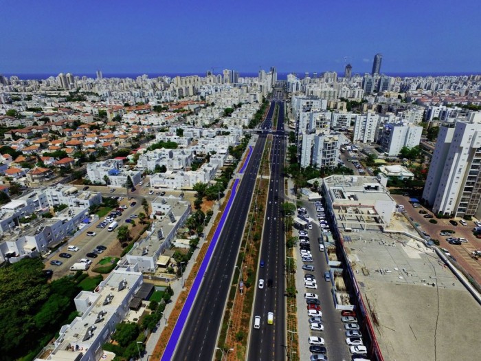 תפסו טרמפ: איך הפכה תוכנית ה-ReWay של ד"ר לסרי ללהיט הבחירות ברשויות המקומיות