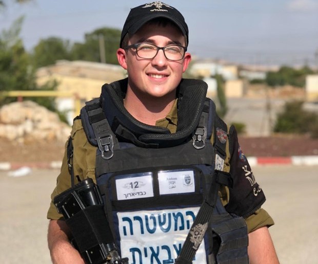 חייל מאשדוד מנע פיגוע גדול במחסום צבאי
