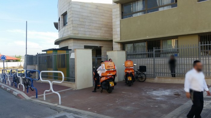 תוך פחות מ - 24 שעות נפילה נוספת - ילד נפל מקומה בבניין