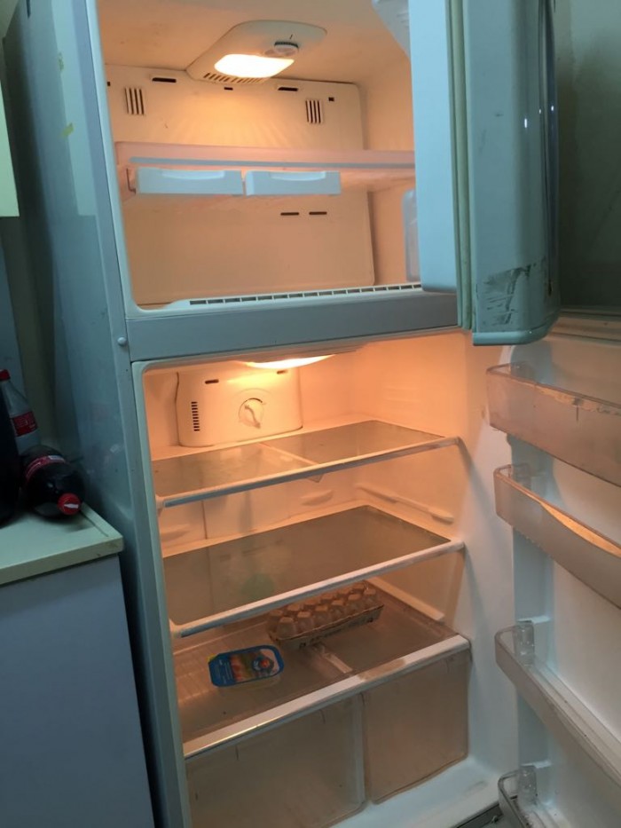 פני העוני: אם חד הורית ל-6 ילדים עם מקרר ריק