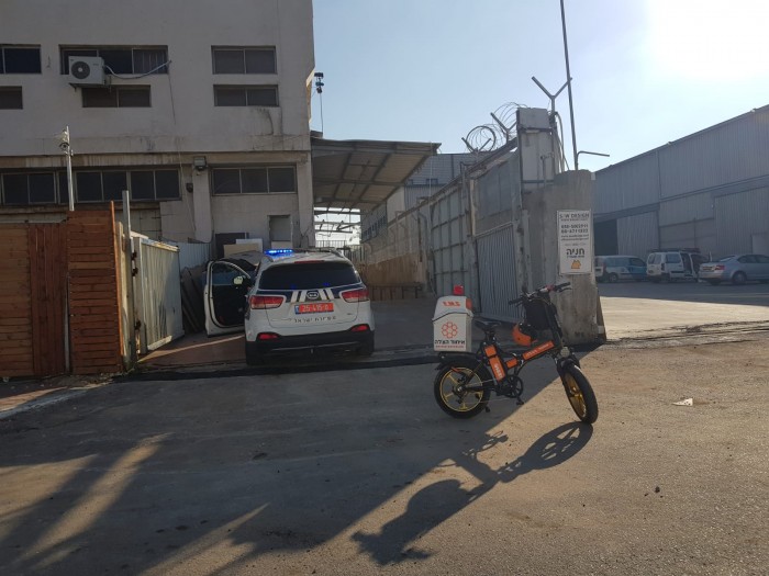 אצבעותיו של פועל נקטעו מדיסק חשמלי באזור התעשייה באשדוד