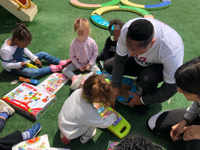 יום המעשים הטובים של גמ"ח חסדי מאור מאיר